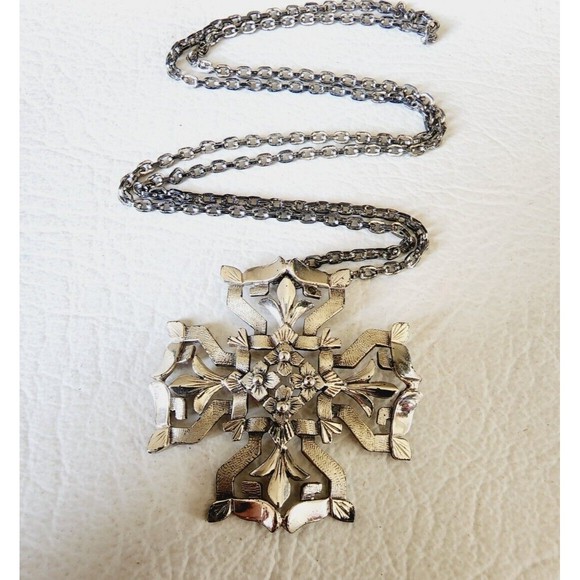 Vintage Creed Sterling Silver Flowers Maltese Ornate Cross Pendant - Picture 8 of 8